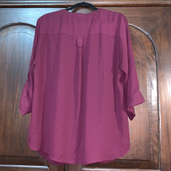 Like New! Torrid burgundy tunic, 3/4 sleeves - Picture 4 of 5